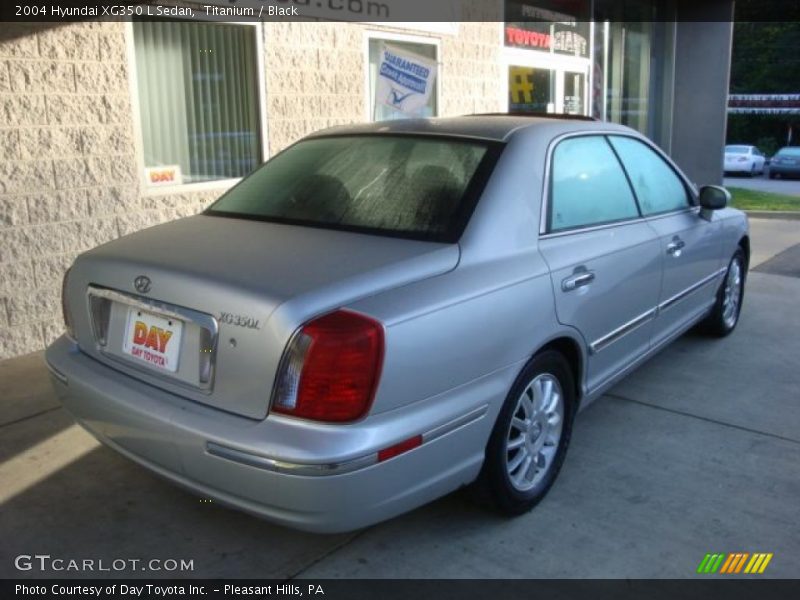 Titanium / Black 2004 Hyundai XG350 L Sedan