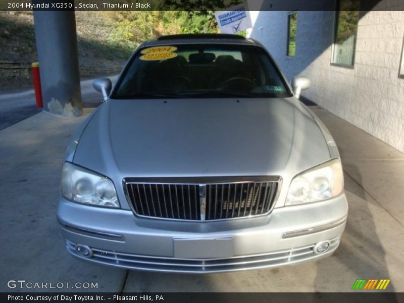 Titanium / Black 2004 Hyundai XG350 L Sedan