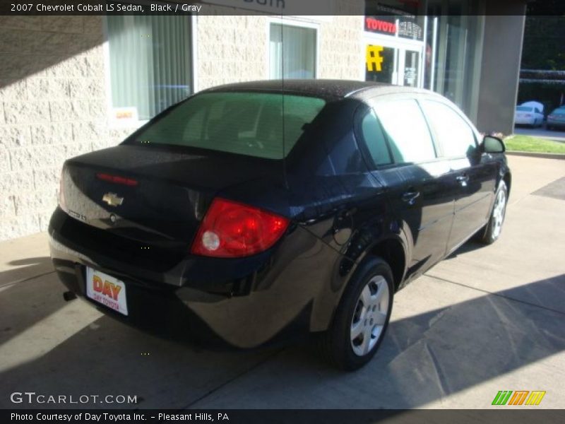 Black / Gray 2007 Chevrolet Cobalt LS Sedan