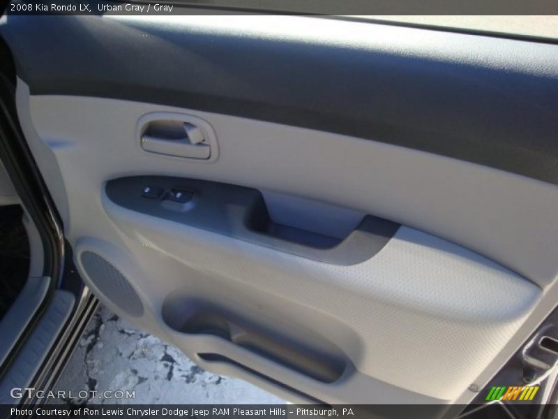 Urban Gray / Gray 2008 Kia Rondo LX