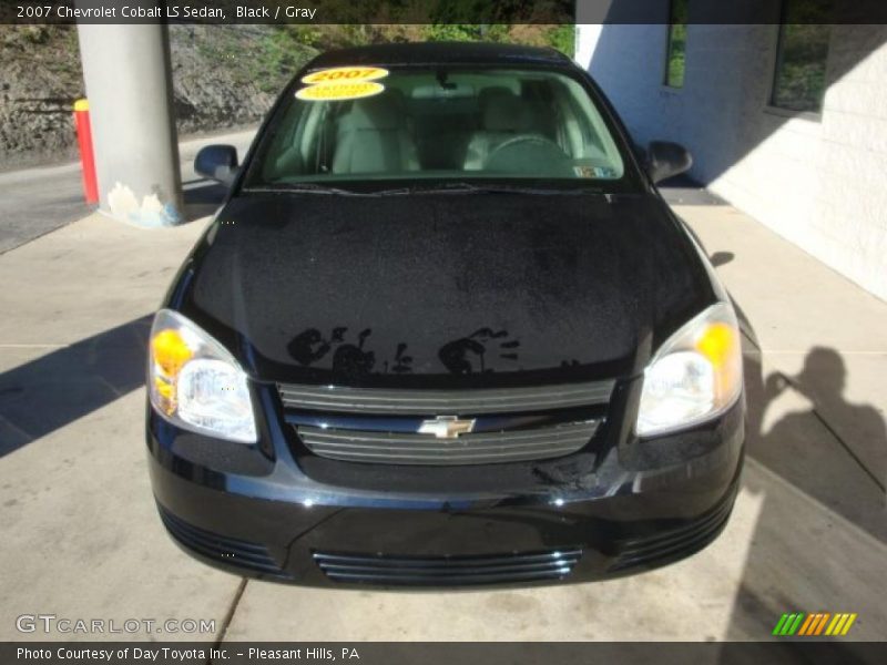 Black / Gray 2007 Chevrolet Cobalt LS Sedan