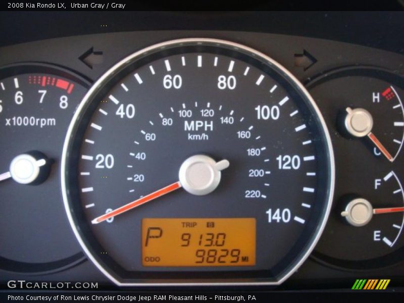 Urban Gray / Gray 2008 Kia Rondo LX