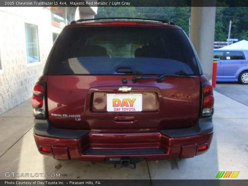 Majestic Red Metallic / Light Gray 2005 Chevrolet TrailBlazer LS 4x4