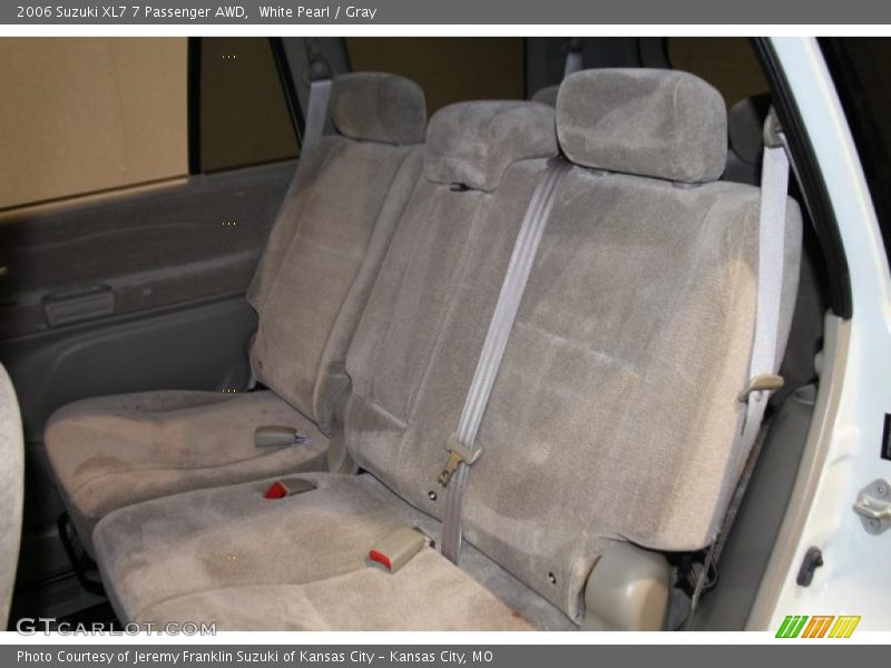 White Pearl / Gray 2006 Suzuki XL7 7 Passenger AWD