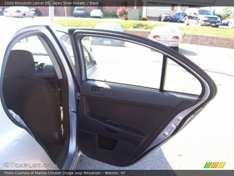 Apex Silver Metallic / Black 2009 Mitsubishi Lancer DE