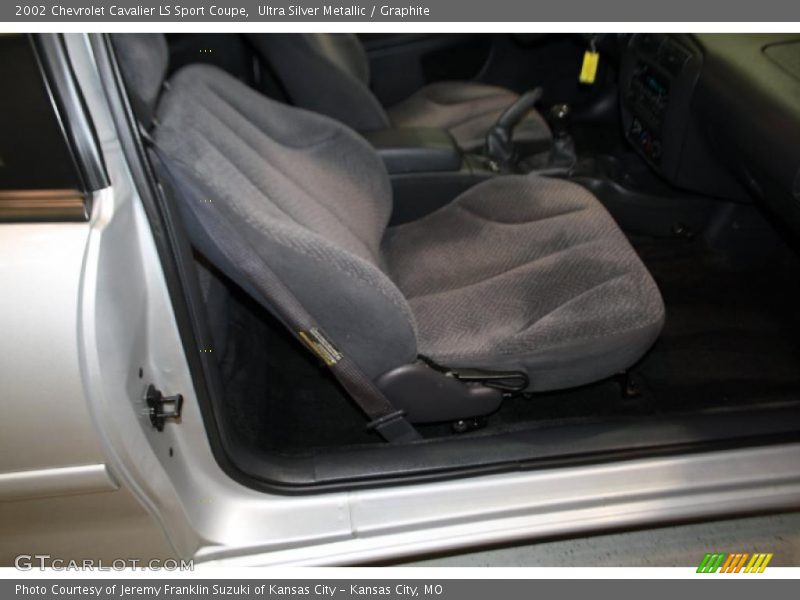 Ultra Silver Metallic / Graphite 2002 Chevrolet Cavalier LS Sport Coupe