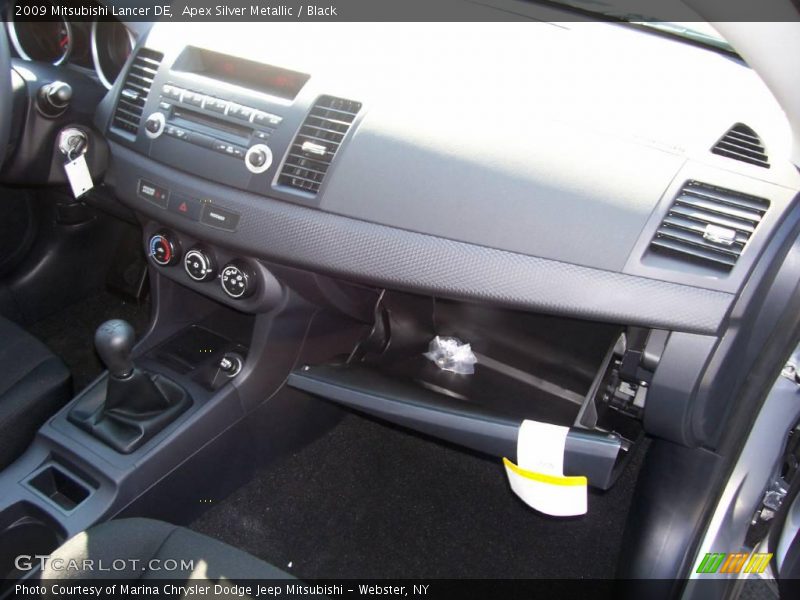 Apex Silver Metallic / Black 2009 Mitsubishi Lancer DE