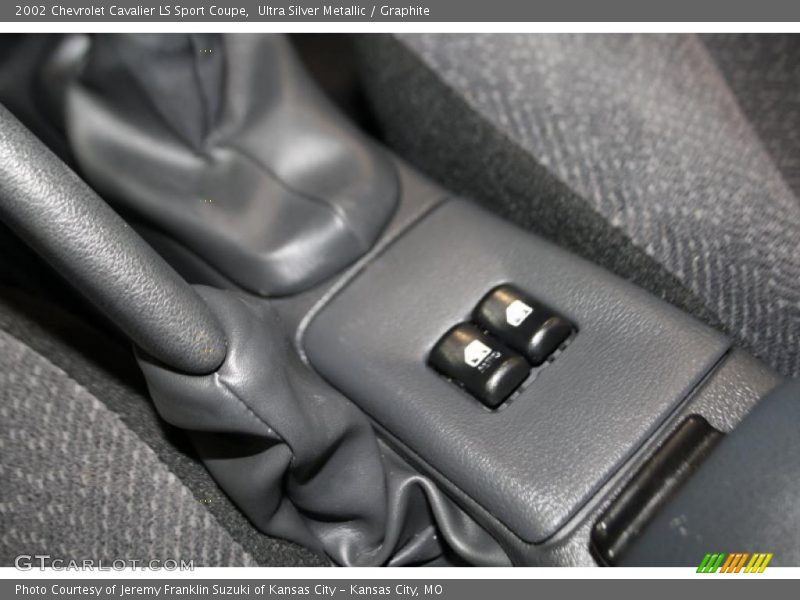 Ultra Silver Metallic / Graphite 2002 Chevrolet Cavalier LS Sport Coupe