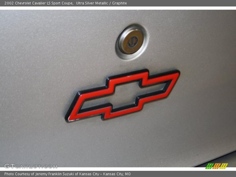Ultra Silver Metallic / Graphite 2002 Chevrolet Cavalier LS Sport Coupe
