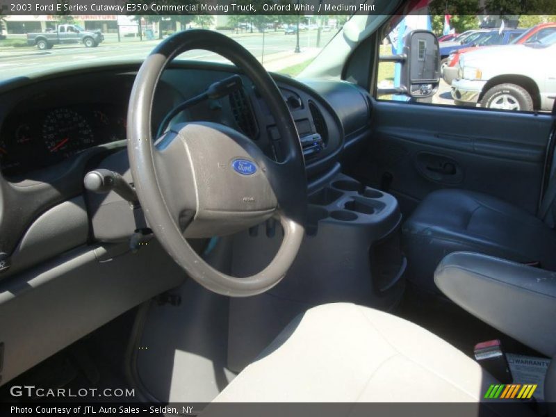 Oxford White / Medium Flint 2003 Ford E Series Cutaway E350 Commercial Moving Truck