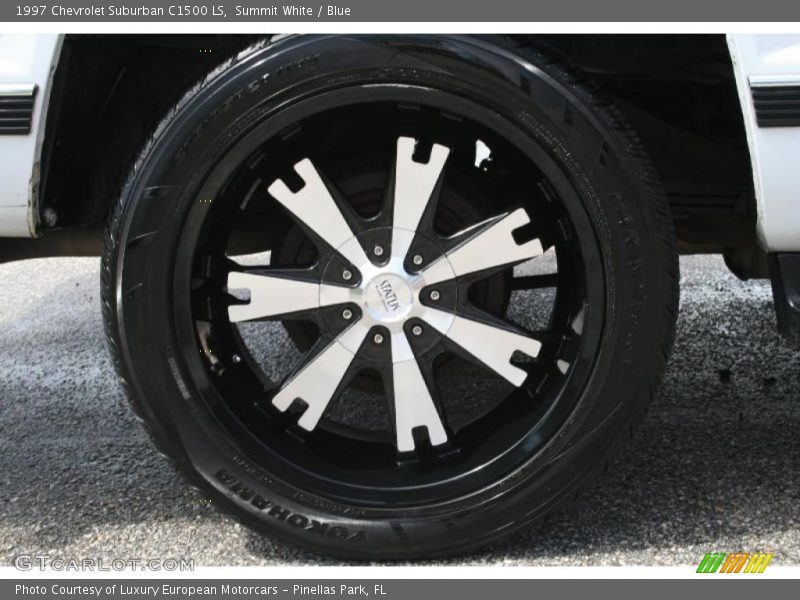 Summit White / Blue 1997 Chevrolet Suburban C1500 LS