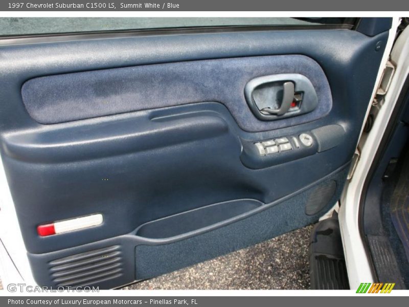 Summit White / Blue 1997 Chevrolet Suburban C1500 LS