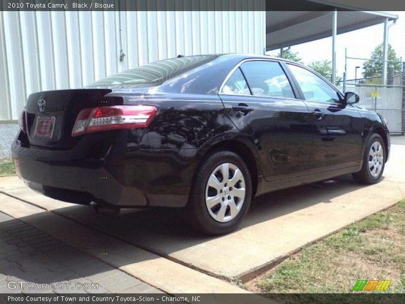 Black / Bisque 2010 Toyota Camry