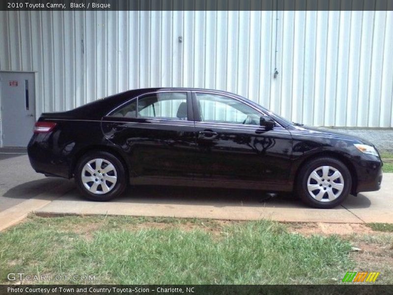 Black / Bisque 2010 Toyota Camry