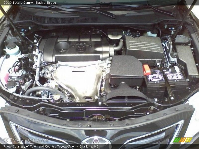 Black / Bisque 2010 Toyota Camry