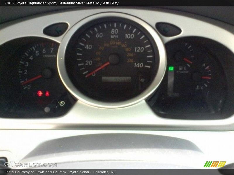 Millenium Silver Metallic / Ash Gray 2006 Toyota Highlander Sport