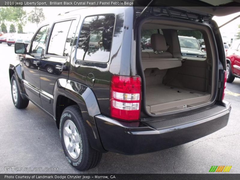 Brilliant Black Crystal Pearl / Pastel Pebble Beige 2010 Jeep Liberty Sport