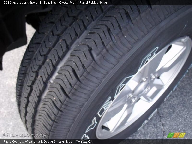 Brilliant Black Crystal Pearl / Pastel Pebble Beige 2010 Jeep Liberty Sport