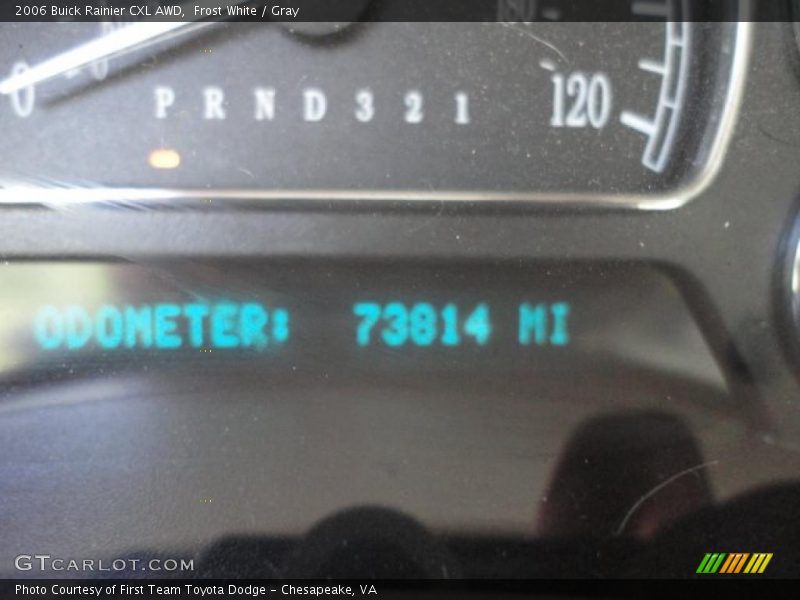 Frost White / Gray 2006 Buick Rainier CXL AWD