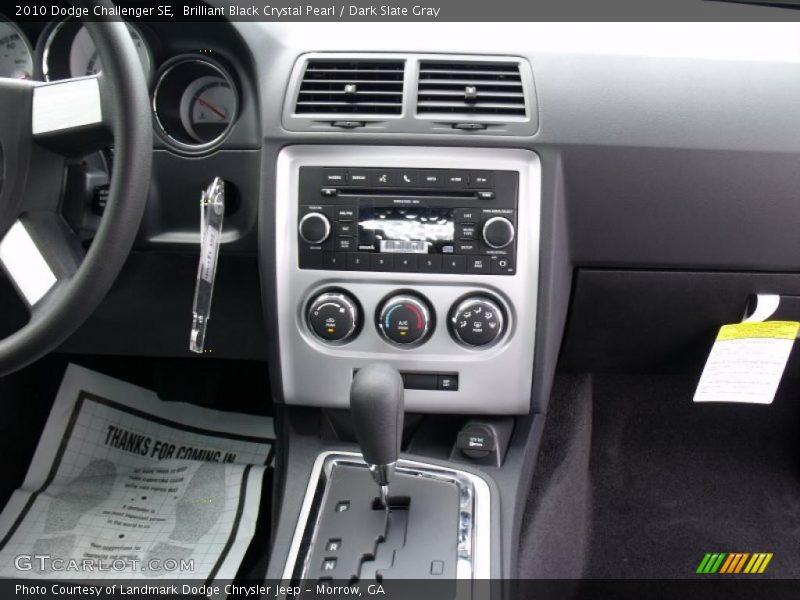Brilliant Black Crystal Pearl / Dark Slate Gray 2010 Dodge Challenger SE
