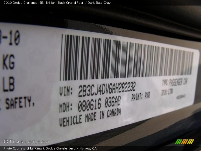 Brilliant Black Crystal Pearl / Dark Slate Gray 2010 Dodge Challenger SE