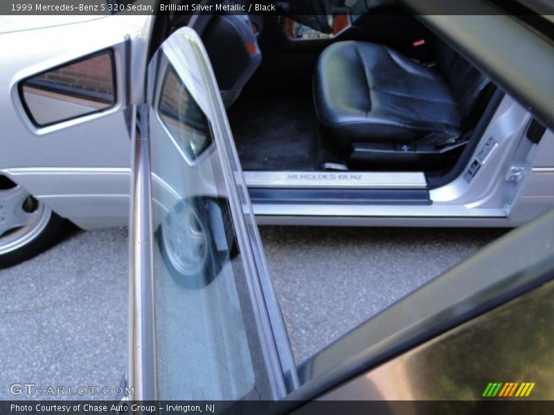 Brilliant Silver Metallic / Black 1999 Mercedes-Benz S 320 Sedan