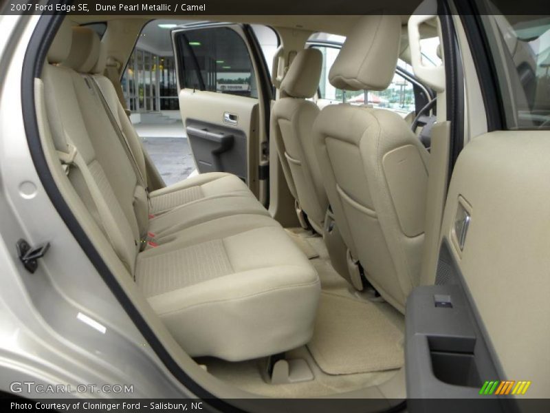 Dune Pearl Metallic / Camel 2007 Ford Edge SE