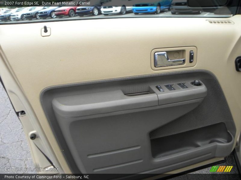 Dune Pearl Metallic / Camel 2007 Ford Edge SE