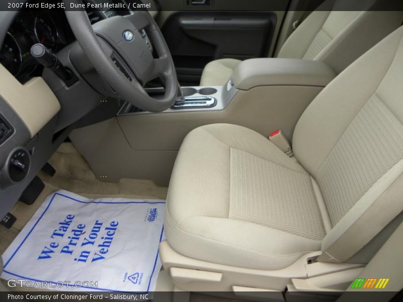 Dune Pearl Metallic / Camel 2007 Ford Edge SE