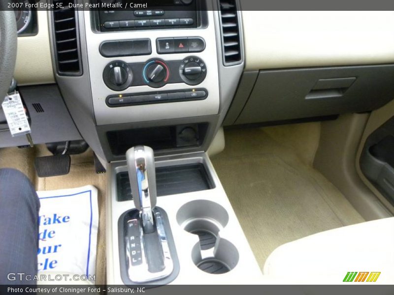 Dune Pearl Metallic / Camel 2007 Ford Edge SE