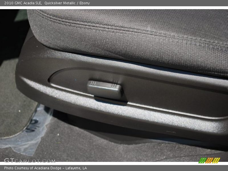 Quicksilver Metallic / Ebony 2010 GMC Acadia SLE