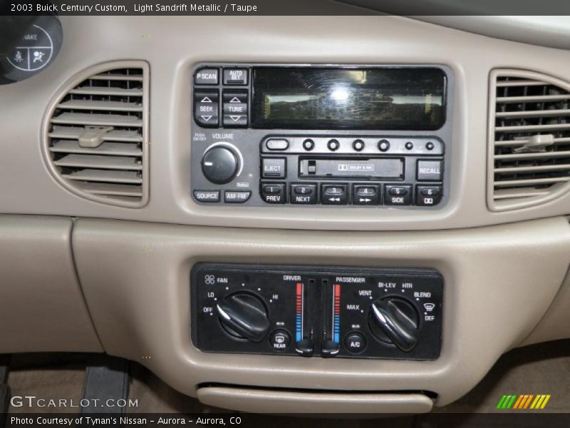 Light Sandrift Metallic / Taupe 2003 Buick Century Custom
