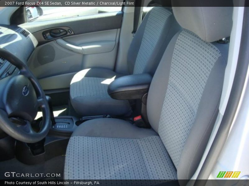 CD Silver Metallic / Charcoal/Light Flint 2007 Ford Focus ZX4 SE Sedan