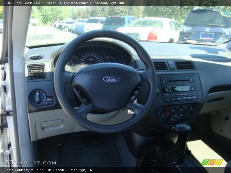 CD Silver Metallic / Charcoal/Light Flint 2007 Ford Focus ZX4 SE Sedan