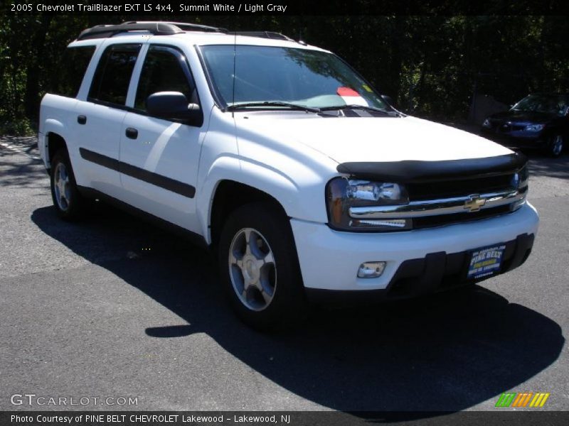 Summit White / Light Gray 2005 Chevrolet TrailBlazer EXT LS 4x4