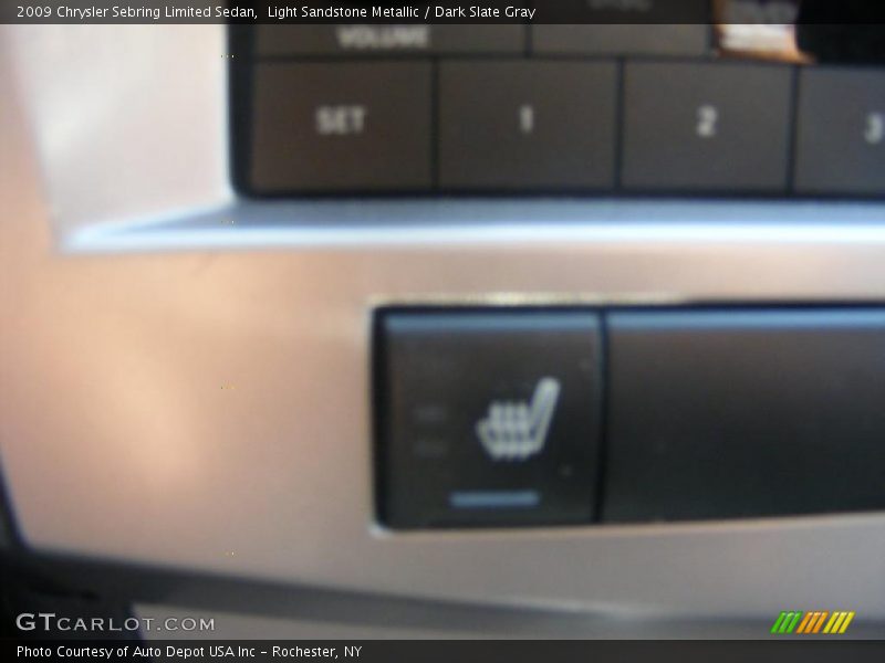 Light Sandstone Metallic / Dark Slate Gray 2009 Chrysler Sebring Limited Sedan