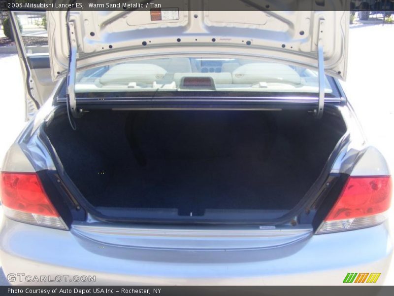 Warm Sand Metallic / Tan 2005 Mitsubishi Lancer ES
