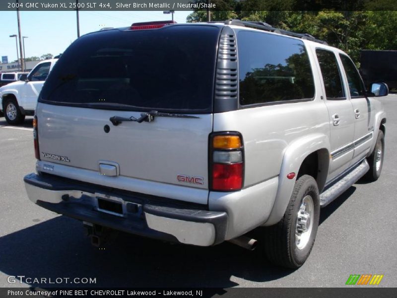 Silver Birch Metallic / Neutral/Shale 2004 GMC Yukon XL 2500 SLT 4x4