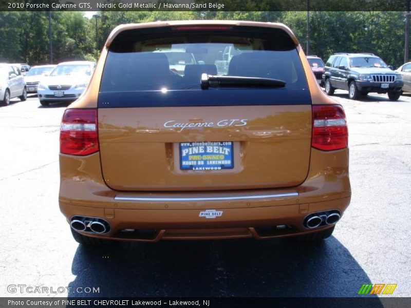 Nordic Gold Metallic / Havanna/Sand Beige 2010 Porsche Cayenne GTS