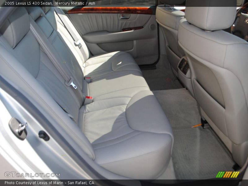 Mercury Metallic / Ash 2005 Lexus LS 430 Sedan