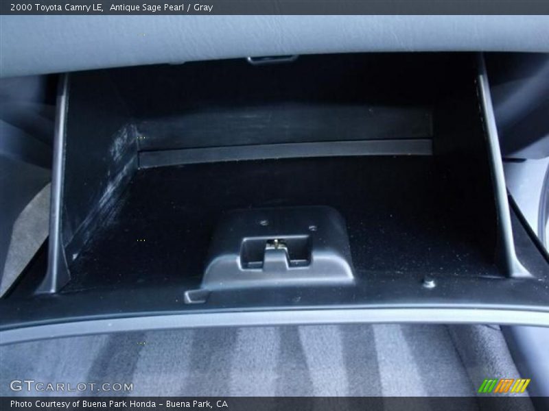 Antique Sage Pearl / Gray 2000 Toyota Camry LE