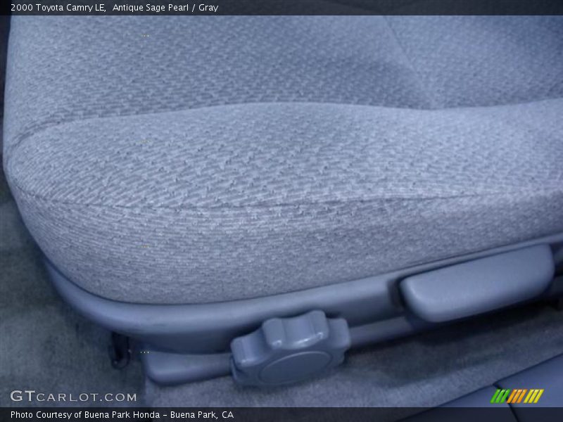 Antique Sage Pearl / Gray 2000 Toyota Camry LE