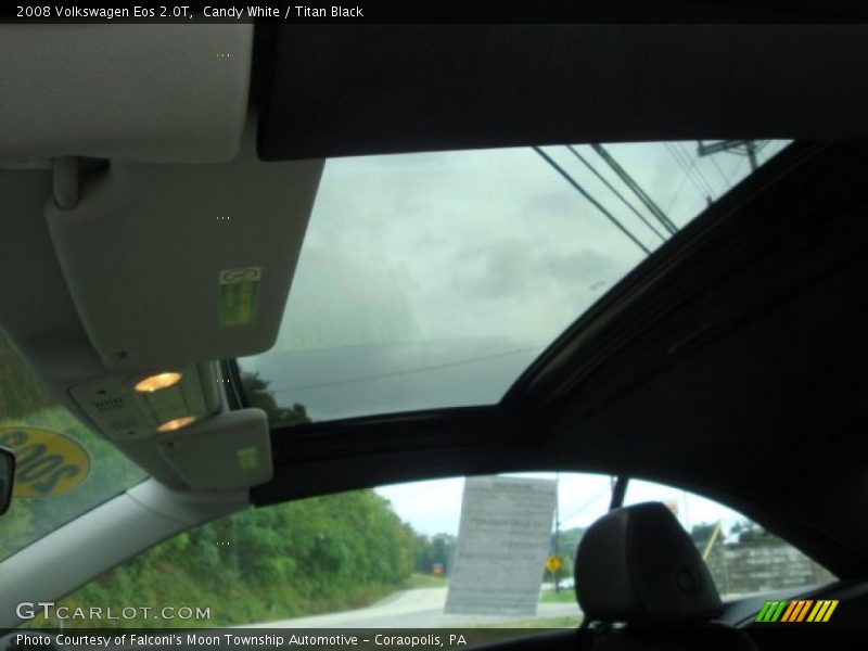 Candy White / Titan Black 2008 Volkswagen Eos 2.0T