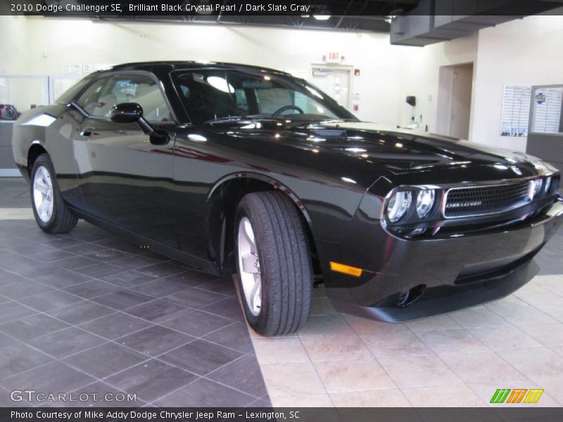 Brilliant Black Crystal Pearl / Dark Slate Gray 2010 Dodge Challenger SE