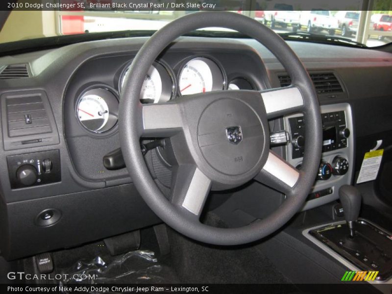 Brilliant Black Crystal Pearl / Dark Slate Gray 2010 Dodge Challenger SE
