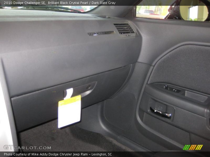 Brilliant Black Crystal Pearl / Dark Slate Gray 2010 Dodge Challenger SE