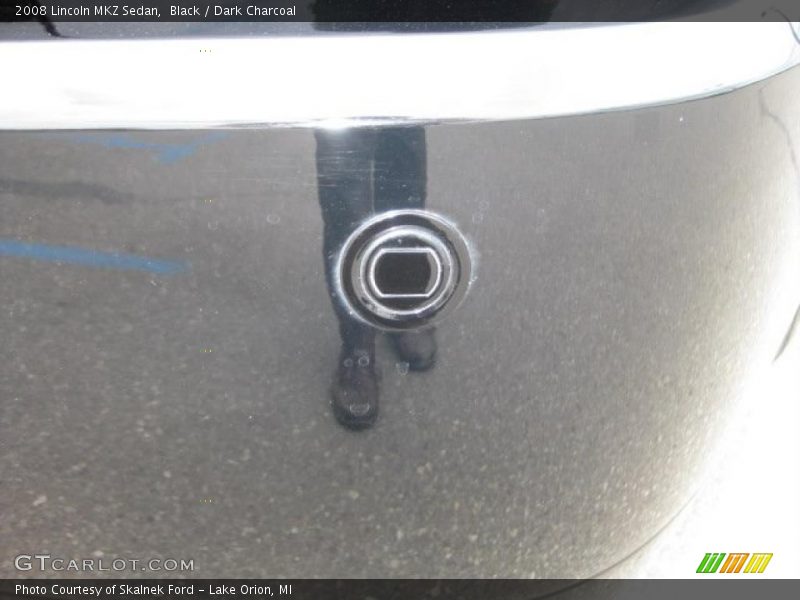 Black / Dark Charcoal 2008 Lincoln MKZ Sedan