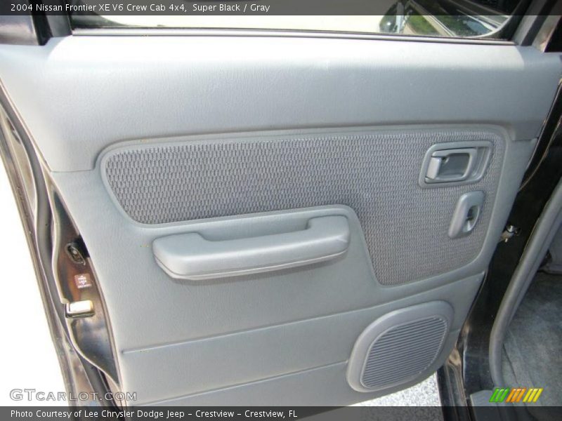 Super Black / Gray 2004 Nissan Frontier XE V6 Crew Cab 4x4