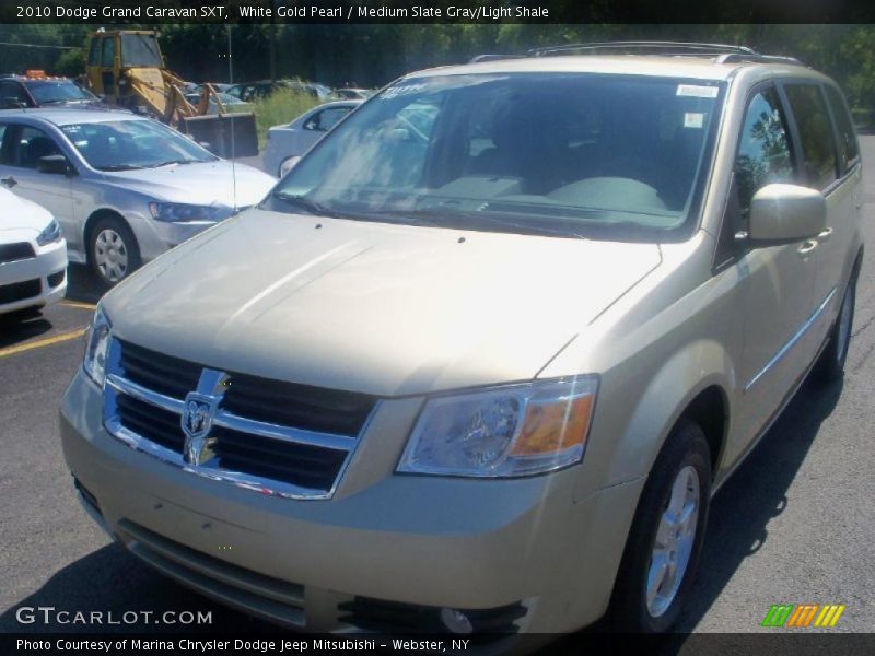 White Gold Pearl / Medium Slate Gray/Light Shale 2010 Dodge Grand Caravan SXT