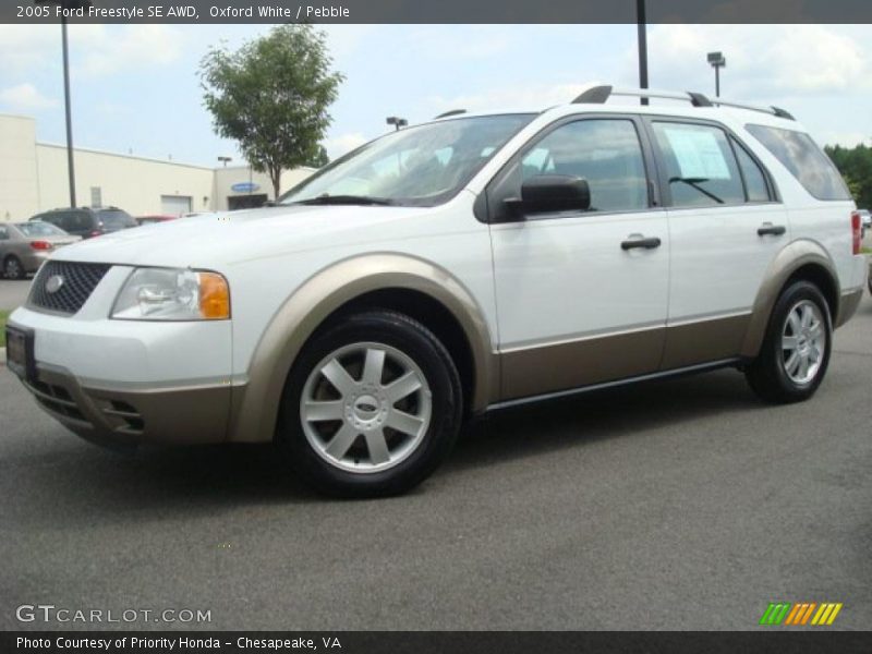 Oxford White / Pebble 2005 Ford Freestyle SE AWD